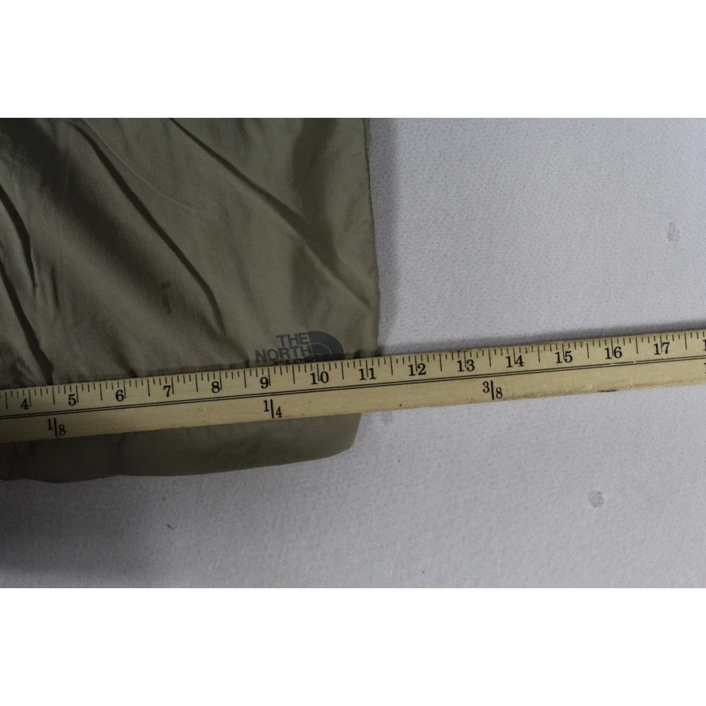 The NOrth Face Men Beige Chino Shorts Stains Casual Size 36